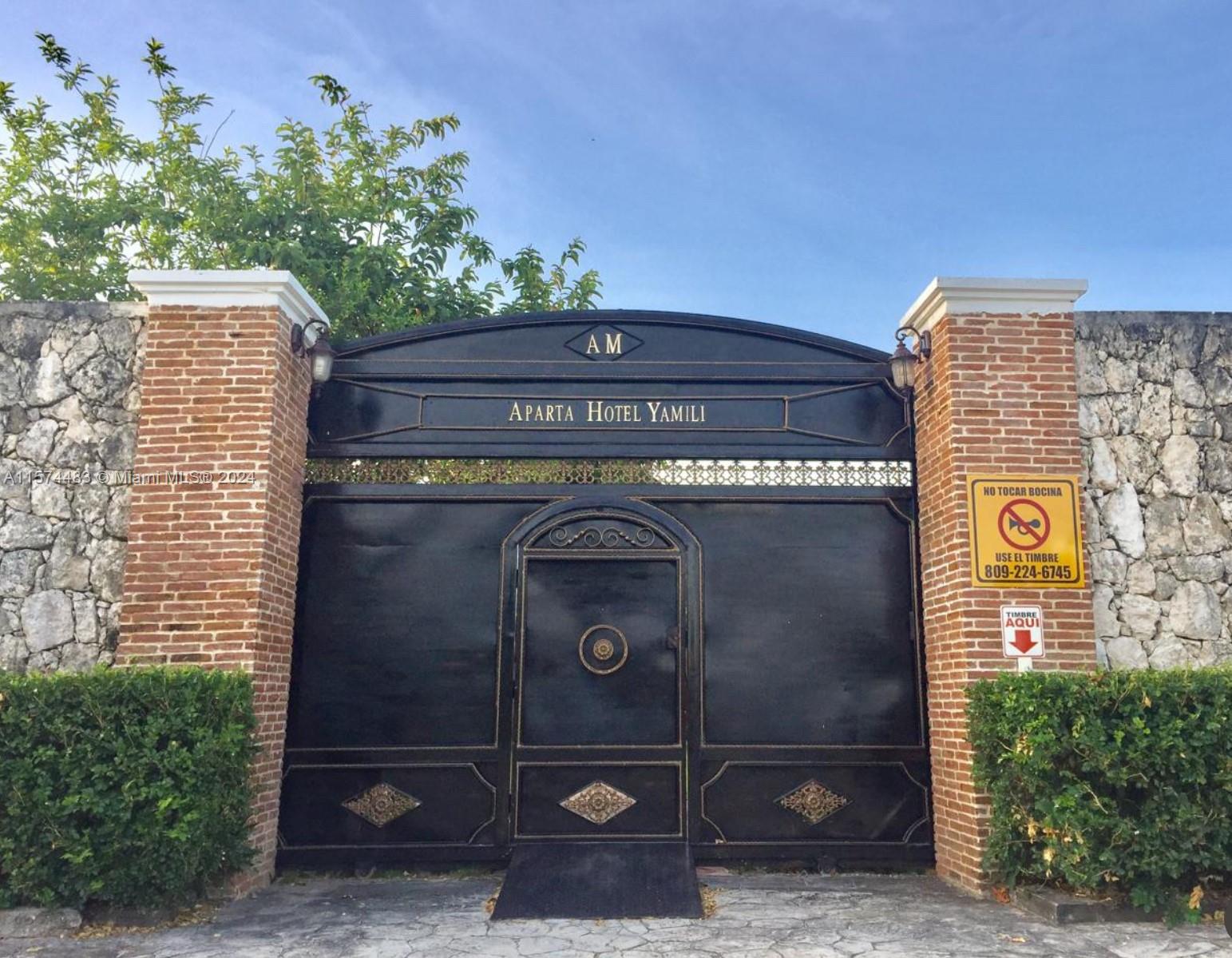 Hotel for Sale in Dominican Republic 22000 Dominican Republic 22000